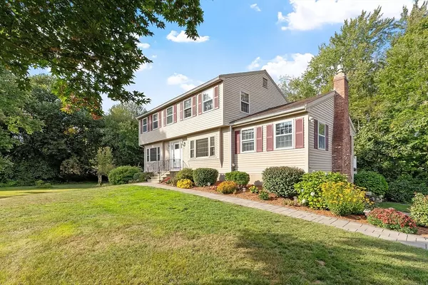 Westford, MA 01886,4 Fairview Dr