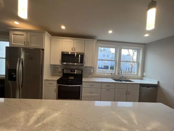 Boston, MA 02135,39 Snow St #1