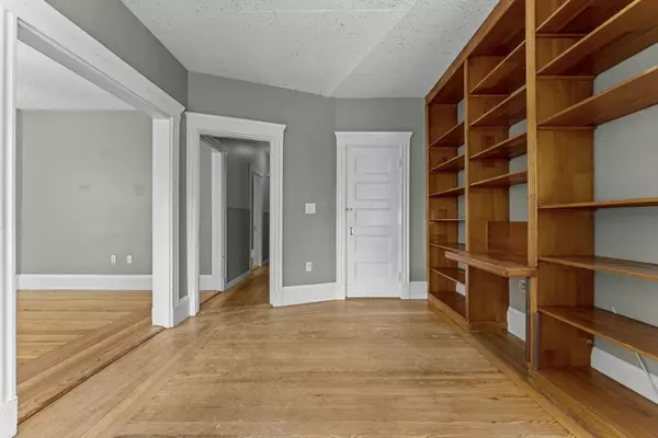 Boston, MA 02125,762 Columbia #2