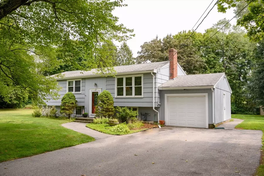 86 Winter St, Hanover, MA 02339