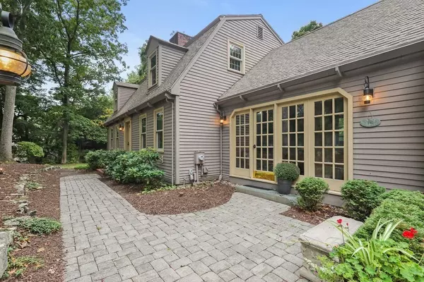 Easton, MA 02356,16 Harlow St