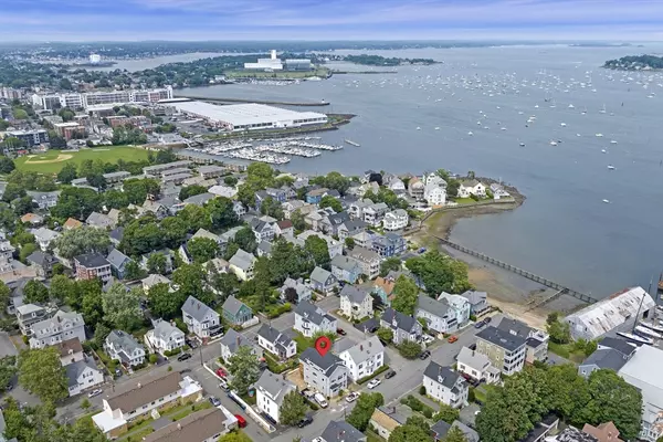 Salem, MA 01970,13 Willow Avenue #1