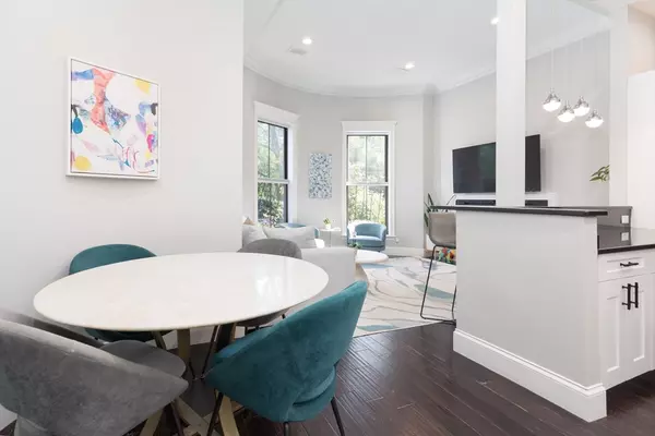 Boston, MA 02118,21 Worcester Sq #2