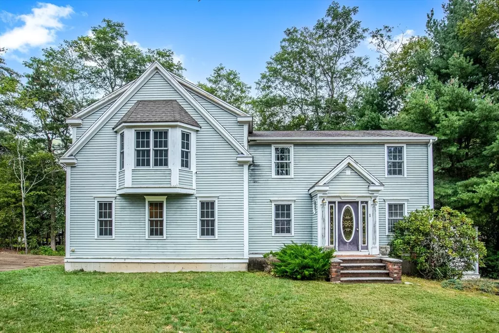 Kingston, MA 02364,1 Strawberry Ln