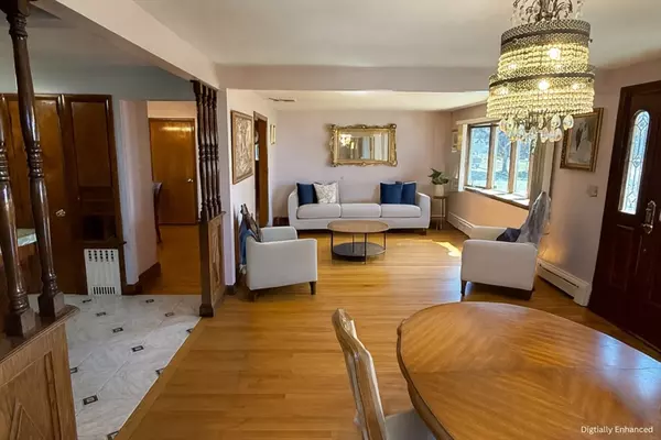 Fall River, MA 02721,498 Tower St