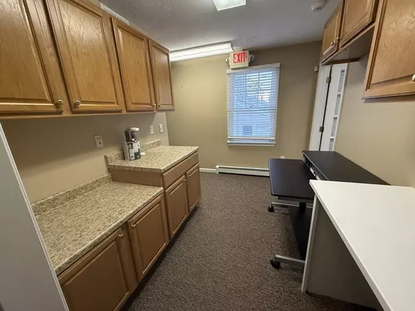 Plymouth, MA 02360,18 Samoset St #1