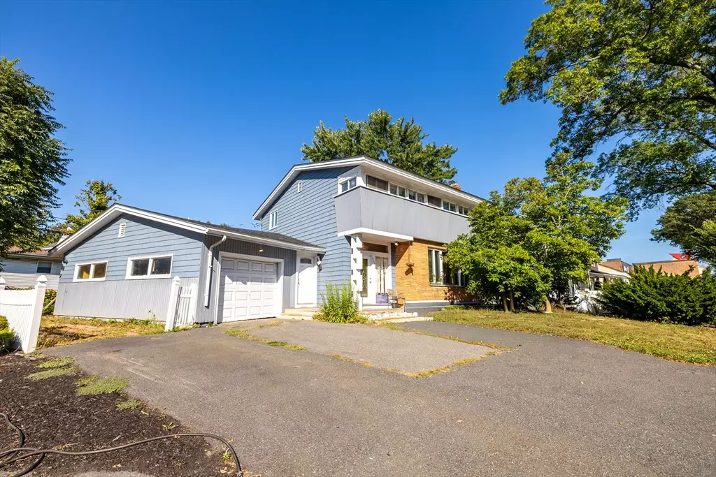 Revere, MA 02151,935 Revere Beach Pkwy