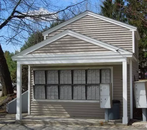 Lowell, MA 01850,375 Aiken Ave #1