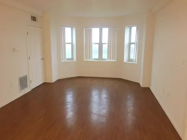 Quincy, MA 02169,1 Cityview Ln #707