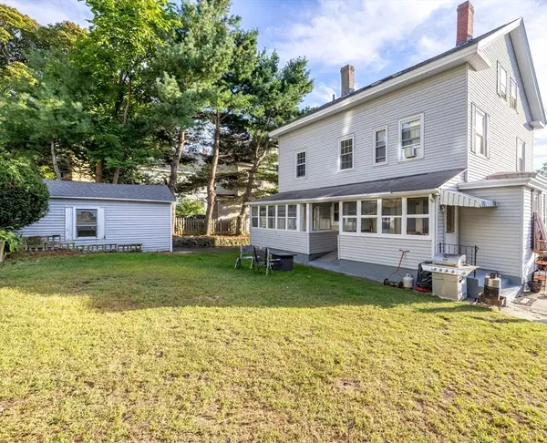 Andover, MA 01810,7-9 Buxton Ct