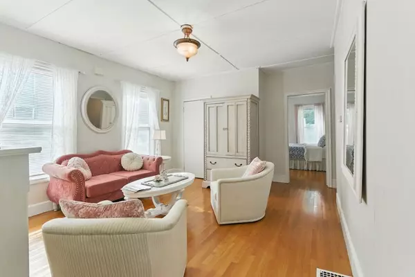 Haverhill, MA 01832,3 Autumn St