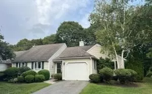 1 Upland Circle #1, Mashpee, MA 02649