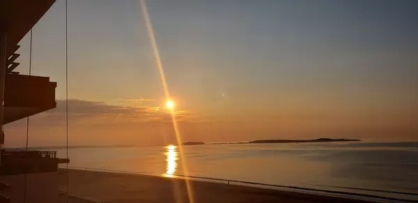 Revere, MA 02151,350 Revere Beach Blvd #6-6t
