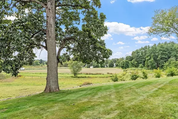 Concord, MA 01742,394 Plainfield Road #394