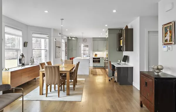 Brookline, MA 02446,186 Mason Ter #186