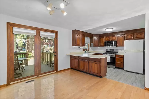 Chelmsford, MA 01863,739 Wellman Ave #739