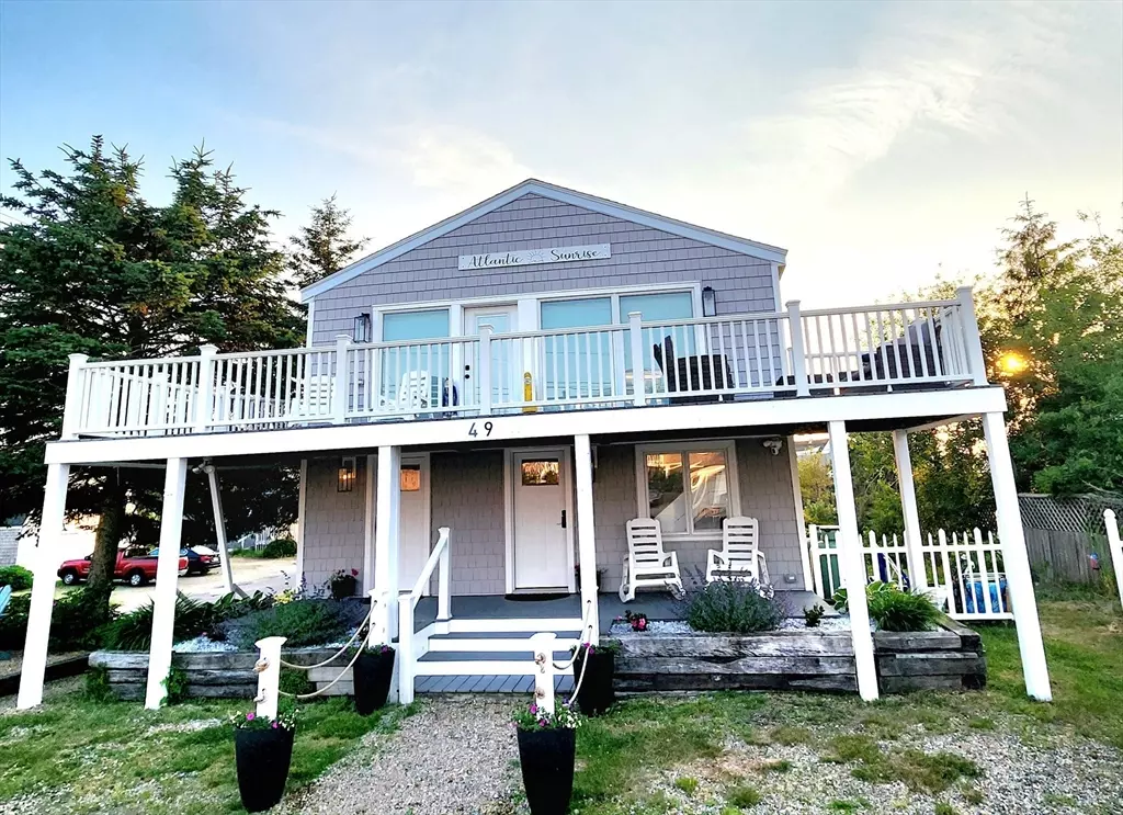 Newbury, MA 01951,49 Northern Blvd #A