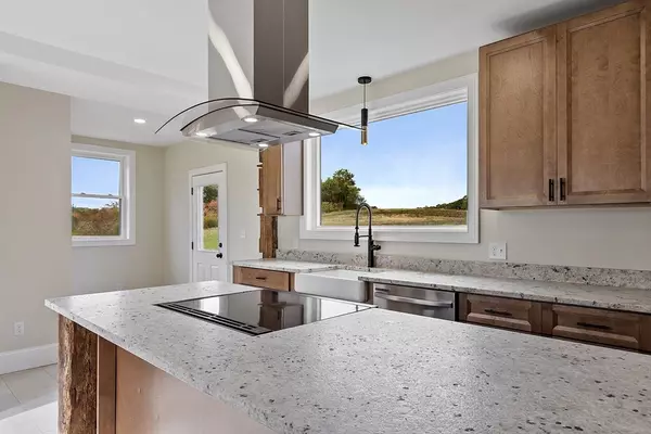 Lunenburg, MA 01462,828 Lancaster Ave