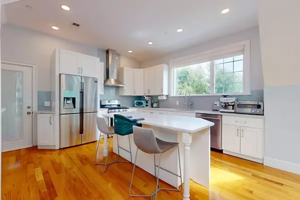 Watertown, MA 02472,154 Cypress St #154