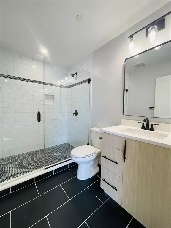 Boston, MA 02135,421 Market St #304