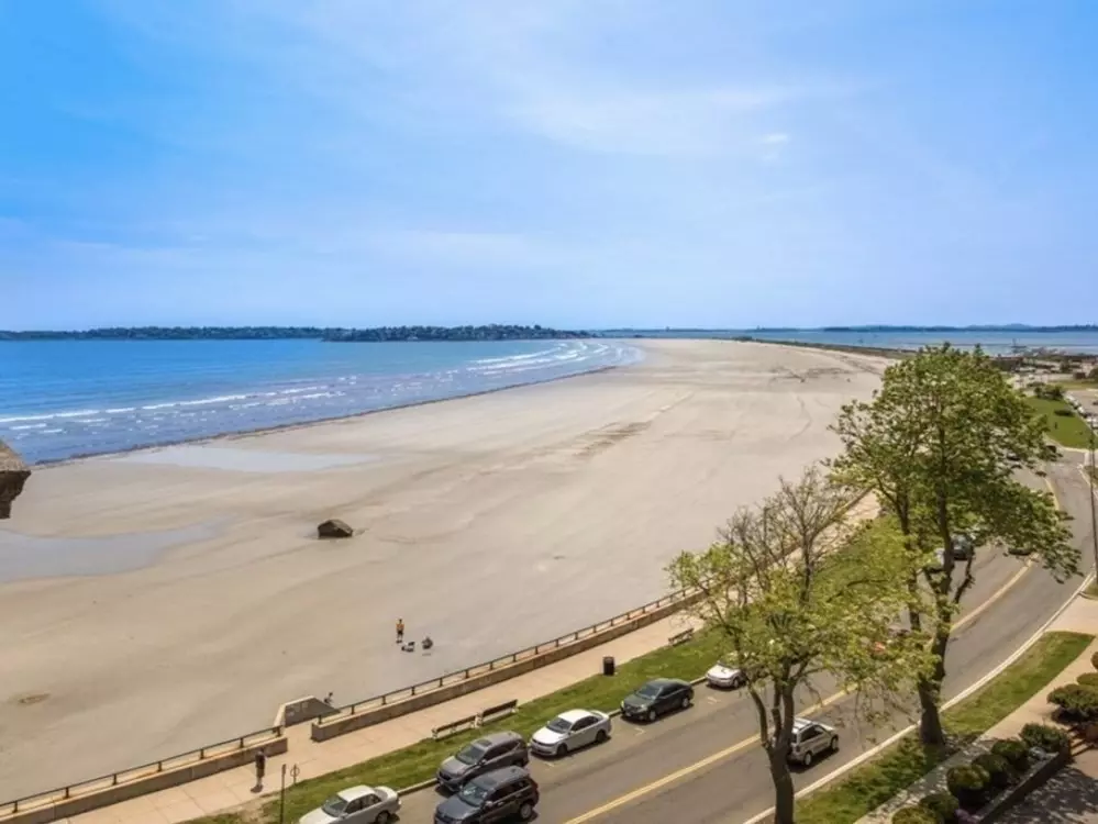 Lynn, MA 01902,285 Lynn Shore Dr #304