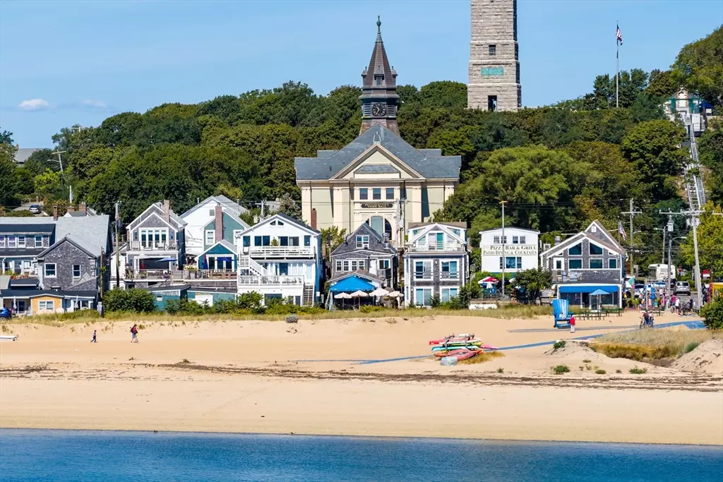 Provincetown, MA 02657,269-271 Commercial Street