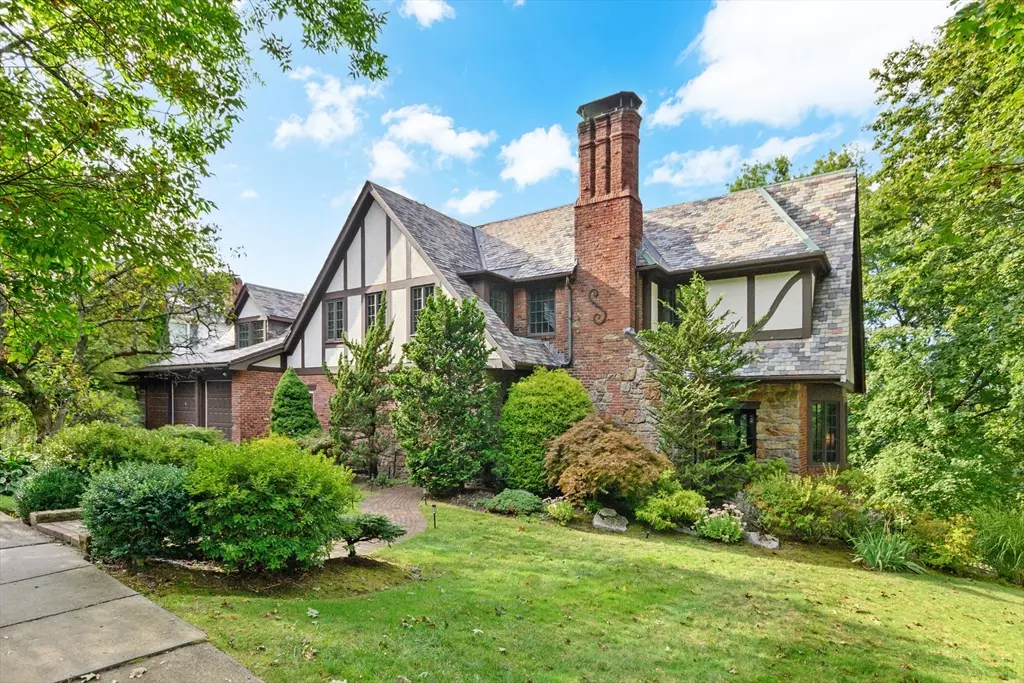 Newton, MA 02467,146 Woodchester Drive