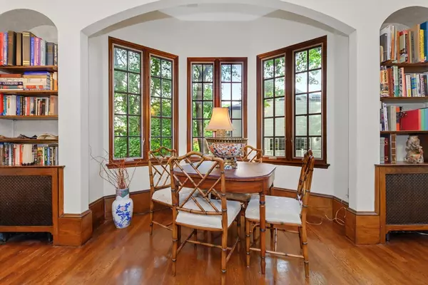 Newton, MA 02467,146 Woodchester Drive