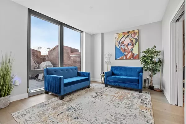 Boston, MA 02118,100 Shawmut Ave #704