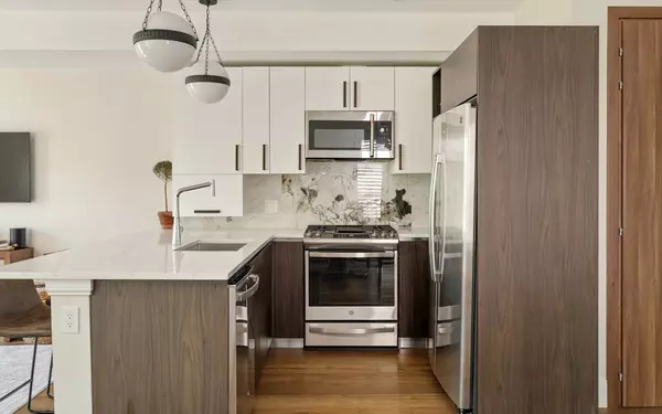 Boston, MA 02128,270 Paris Street #3