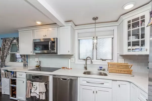 Quincy, MA 02169,71 Spring St #71