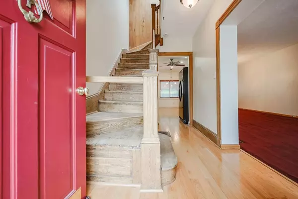 Boston, MA 02128,197 Falcon St