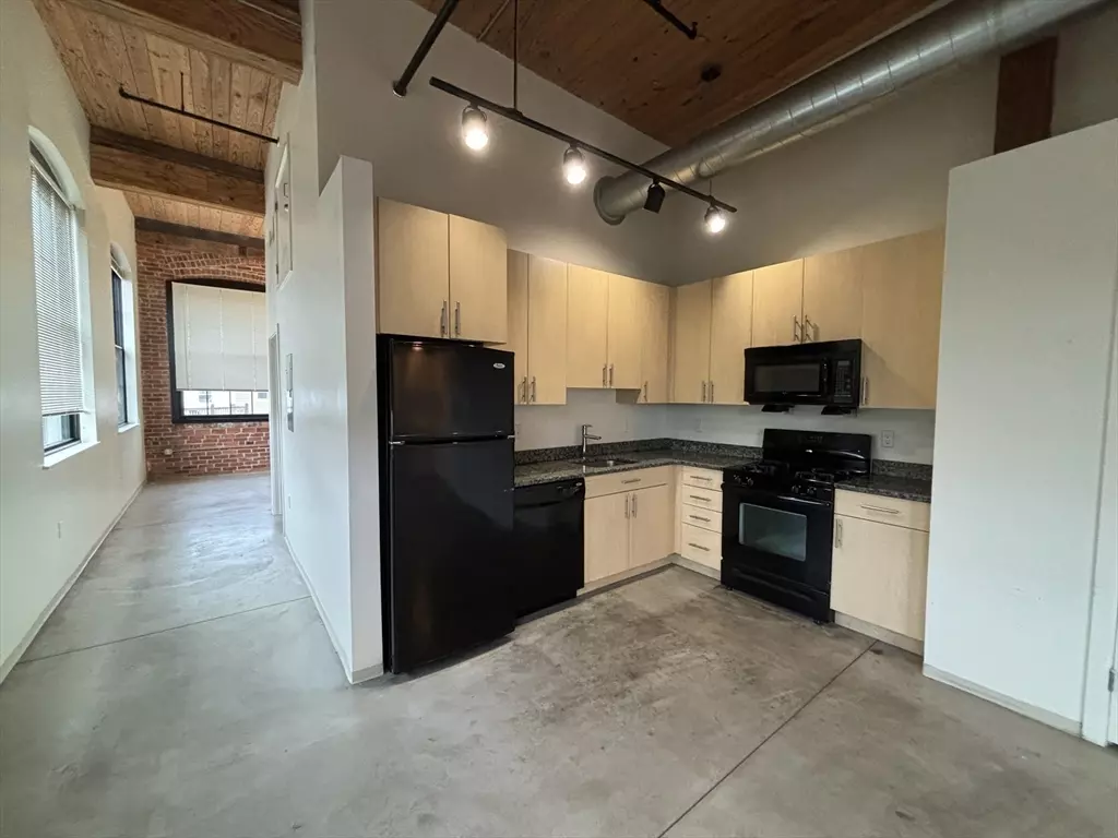 Chelsea, MA 02150,88 Gerrish Ave #318