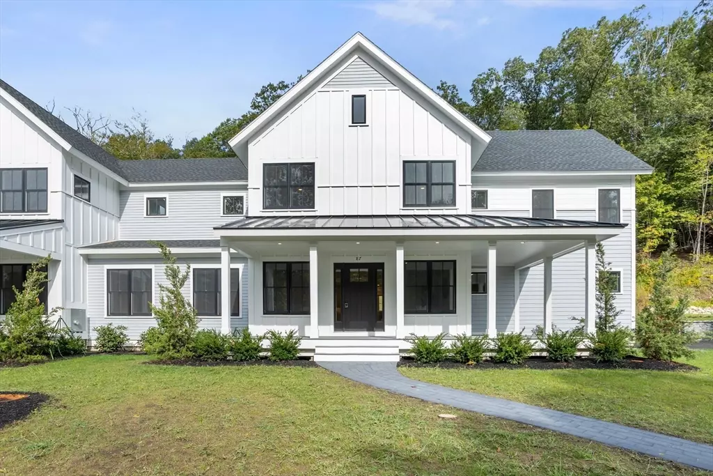 Northborough, MA 01532,85-87 Hudson St #87