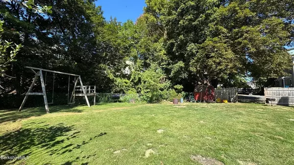Adams, MA 01220,98-100 Columbia Street