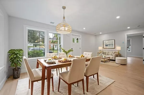 Hingham, MA 02043,19 Whitehorse #19