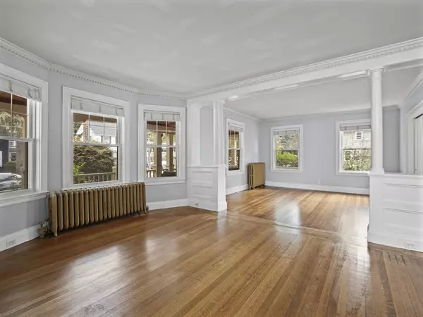 Boston, MA 02132,37 Pomfret St