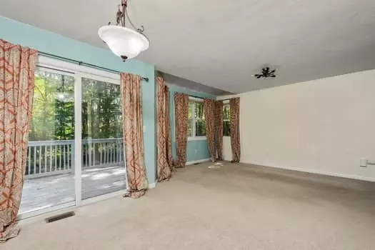 Worcester, MA 01604,76 Weatherstone Dr #76