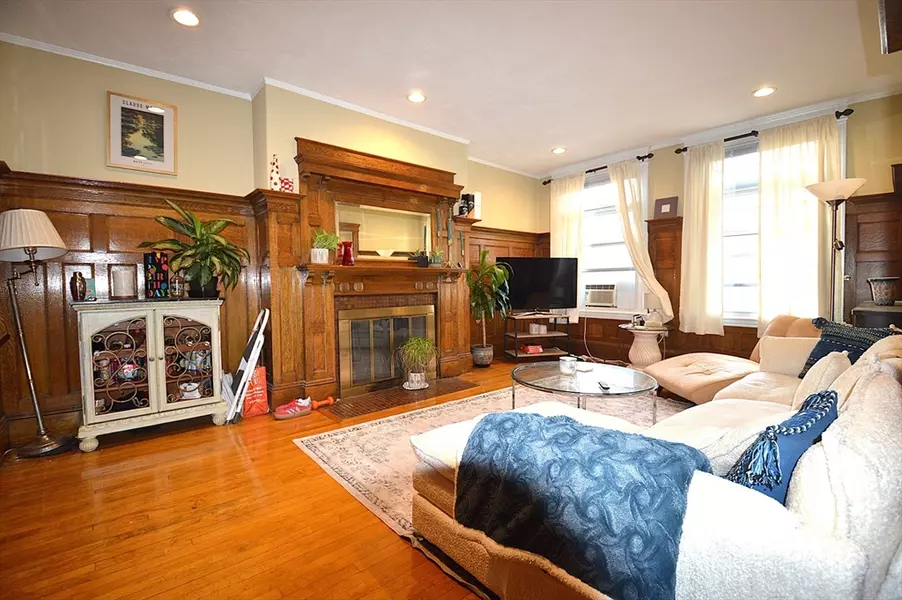1793 Beacon Street #PH, Brookline, MA 02445