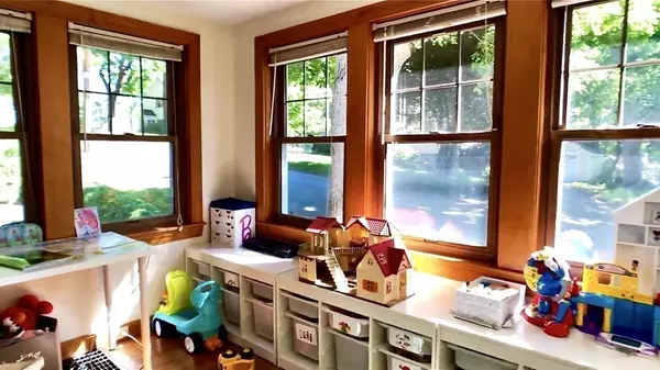 Wellesley, MA 02481,8 Dunedin #0000