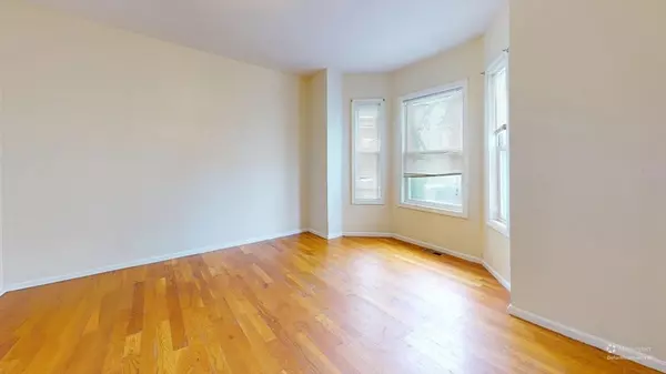 Boston, MA 02119,15-17 Langdon St #15-1