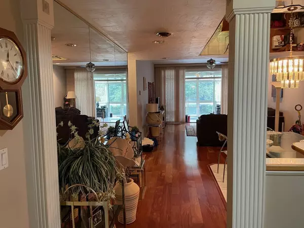 Stoughton, MA 02072,103 Kim Ter #A