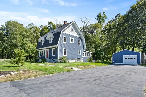 Haverhill, MA 01830,897 Amesbury Rd