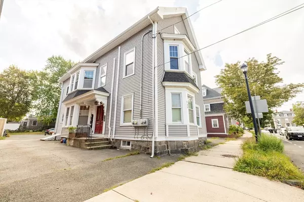 Salem, MA 01970,137 North St #3
