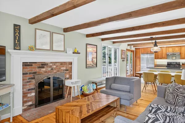 Orleans, MA 02653,15 Dale Ann Drive