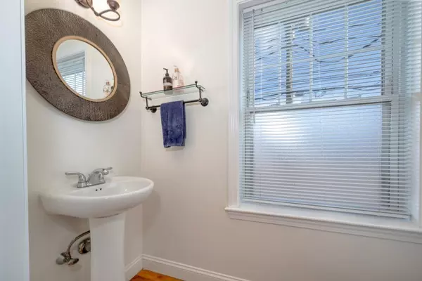 Quincy, MA 02169,397 Sea Street #A