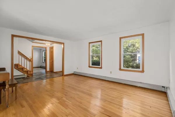 Wayland, MA 01778,28 Knollwood Ln