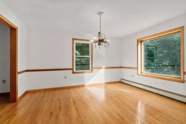 Wayland, MA 01778,28 Knollwood Ln