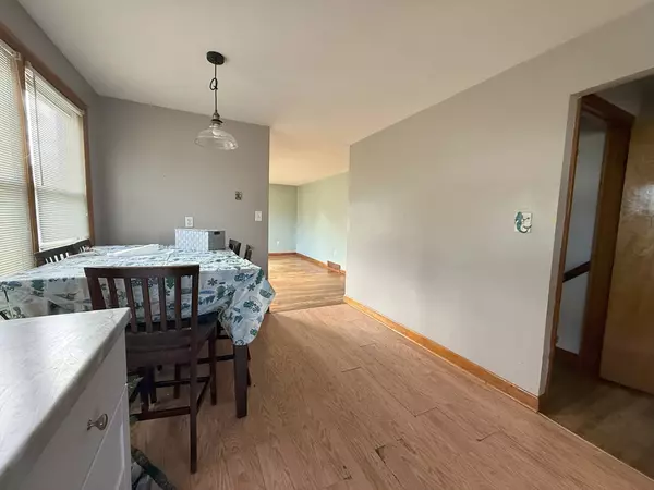 Taunton, MA 02780,214 Eldridge St
