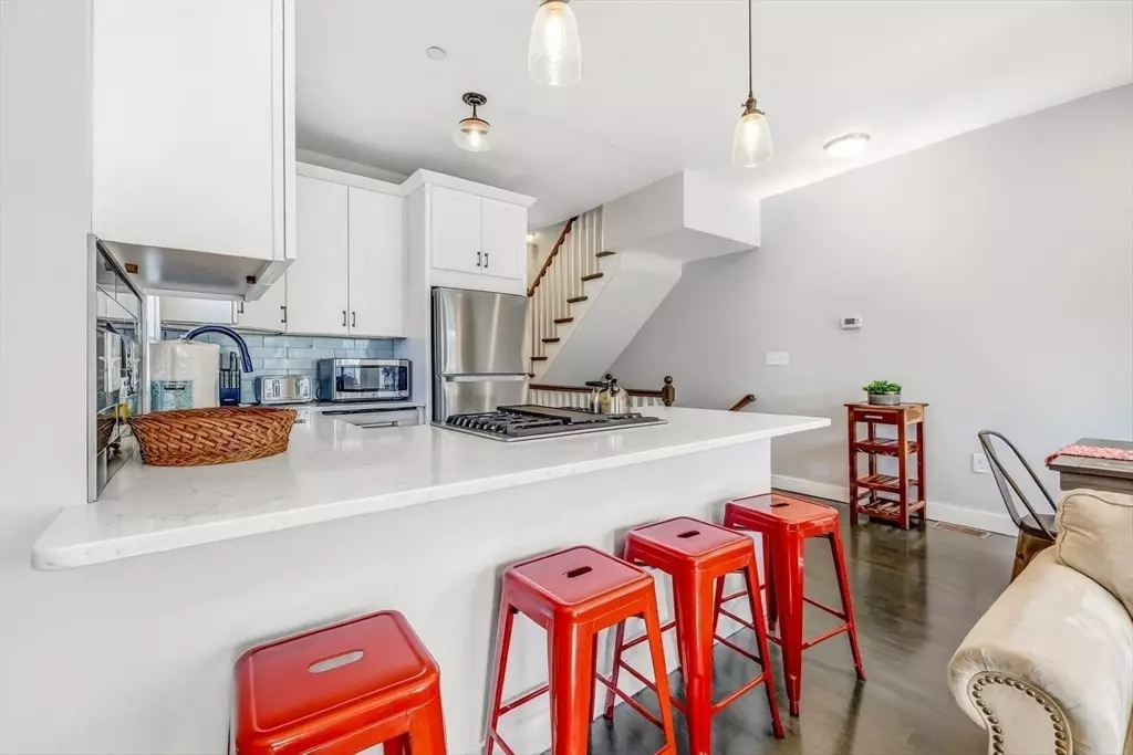 Boston, MA 02127,607 E 2nd Street